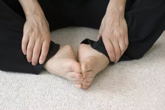失眠怎么快速入睡?压力大?焦虑不安?试试这套瑜伽动作9