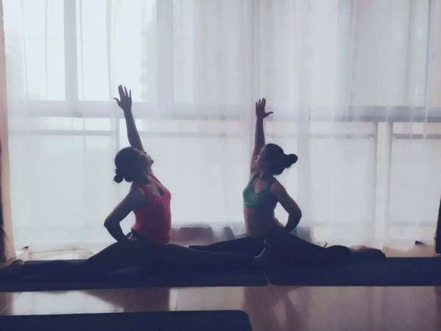 不同体质的人适合不同的减肥瑜伽4